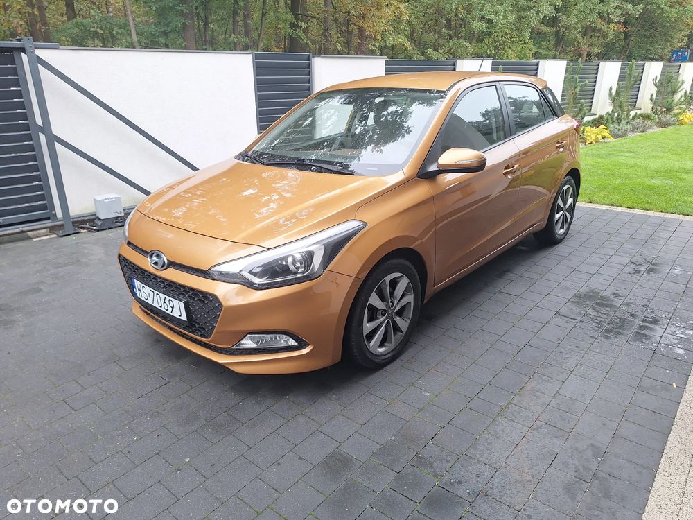 Hyundai i20 1.1 CRDi - 18