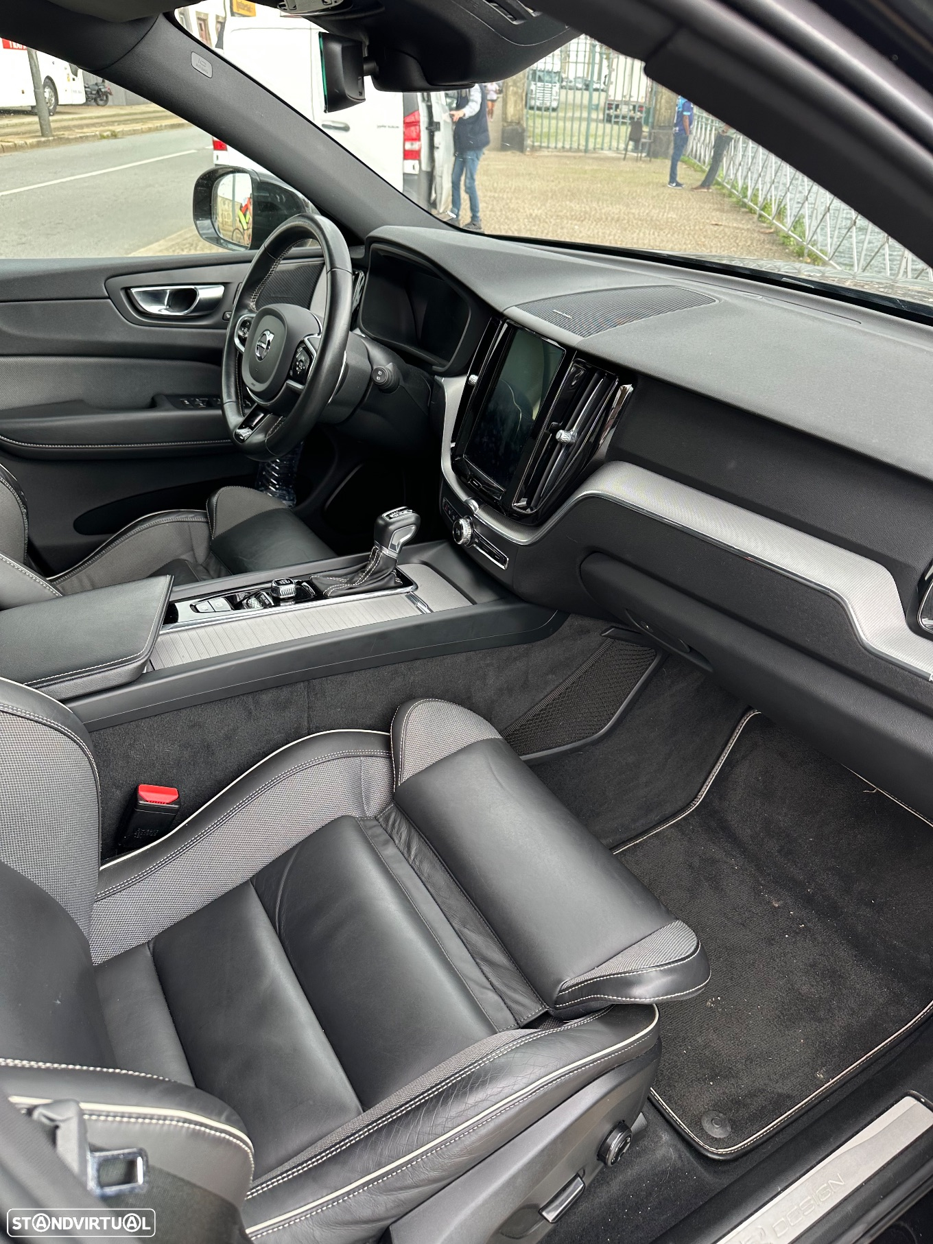 Volvo XC 60 D4 Geartronic RDesign - 6