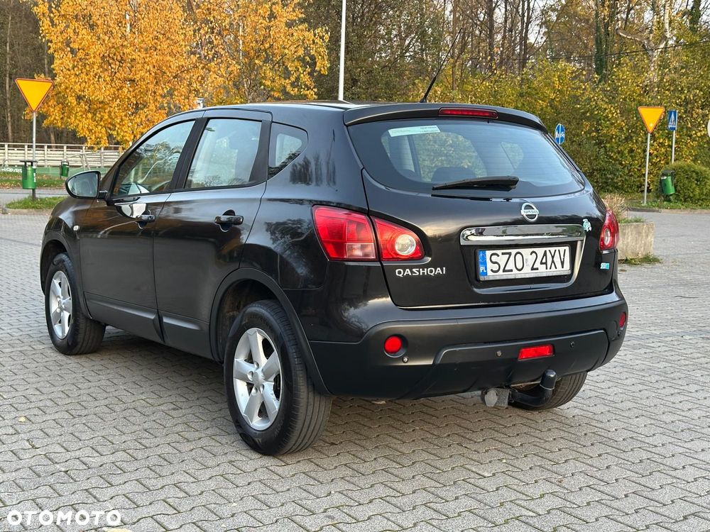 Nissan Qashqai - 2
