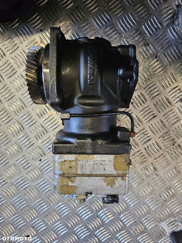 Sprężarka Mercedes Atego1518 2017r EURO6 - 3