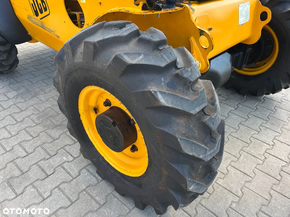 JCB 527-55 - 17
