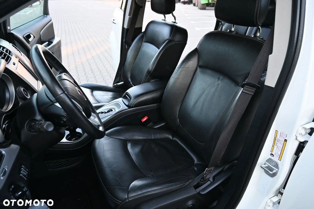 Fiat Freemont 2.0 Multijet 16V DPF Automatik Allrad Lounge - 28