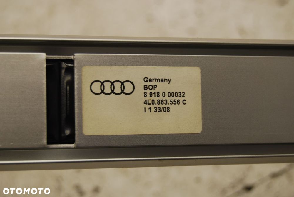 SZYNA BAGAŻNIKA PRAWA 4L0863556C AUDI Q7 2008R. - 3