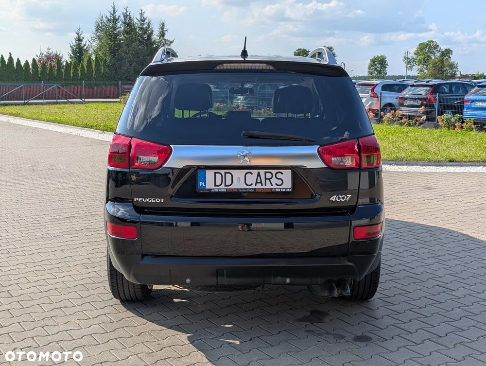 Peugeot 4007 HDI FAP 7-Sitzer Platinum - 14
