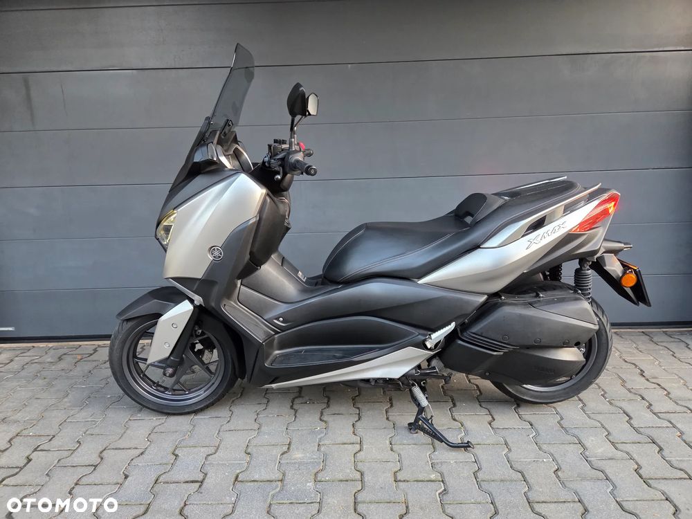Yamaha X-max - 7