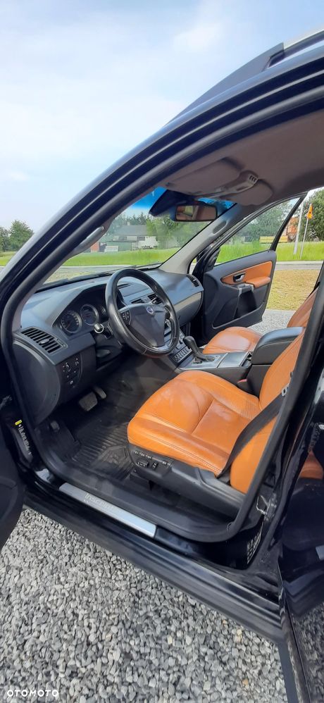 Volvo XC 90 - 22