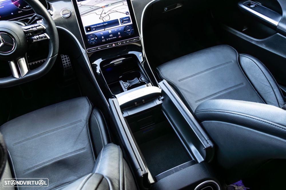Mercedes-Benz C 300 d AMG Line - 24