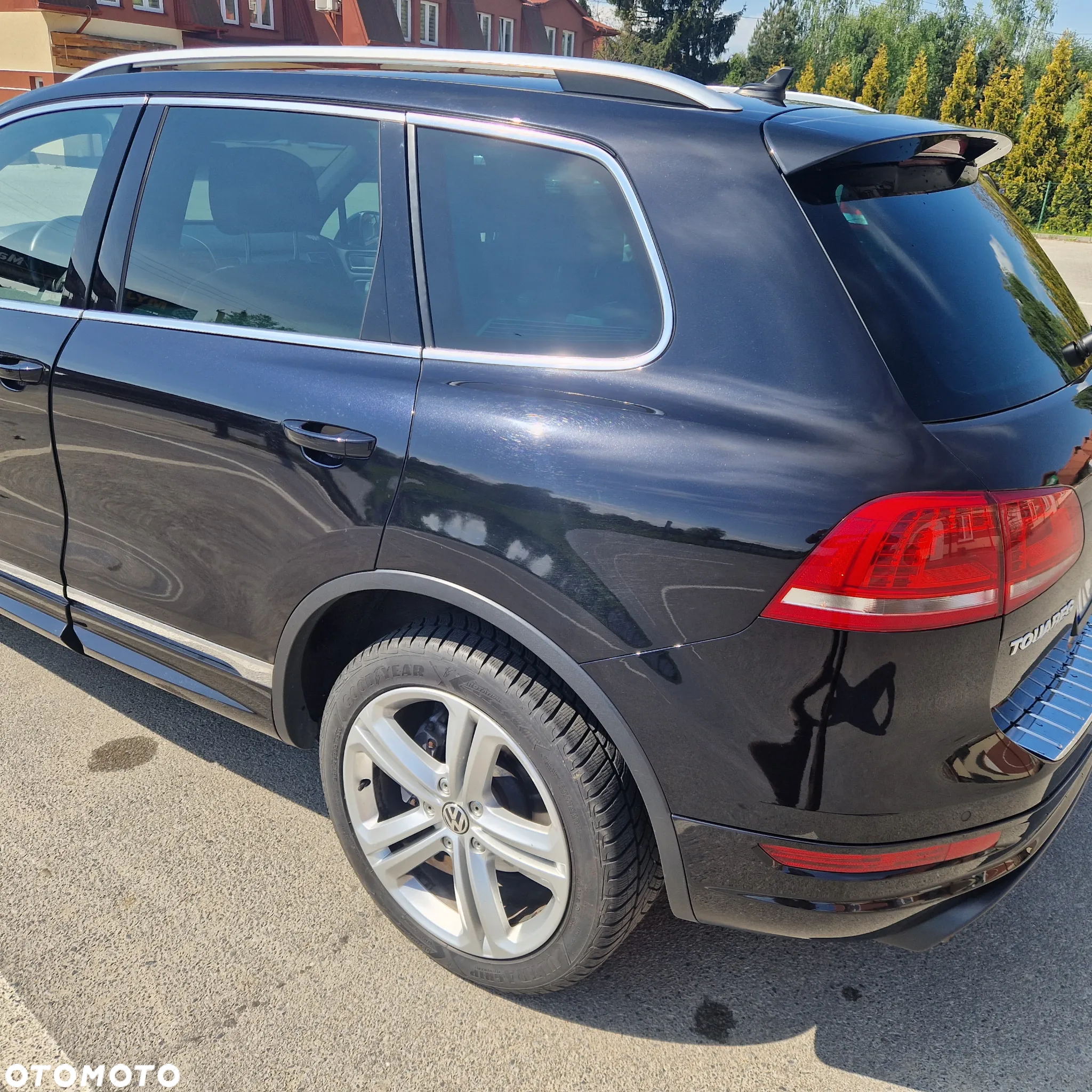 Volkswagen Touareg 3.0 V6 TDI BMT R-Style - 3