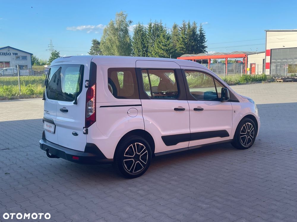 Ford Transit Connect - 32