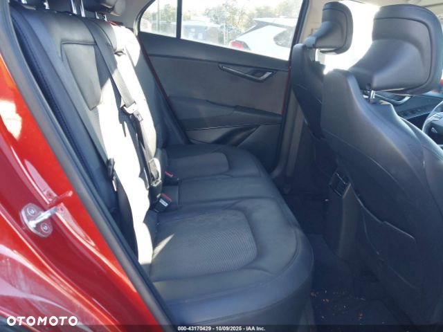 Kia Niro - 11