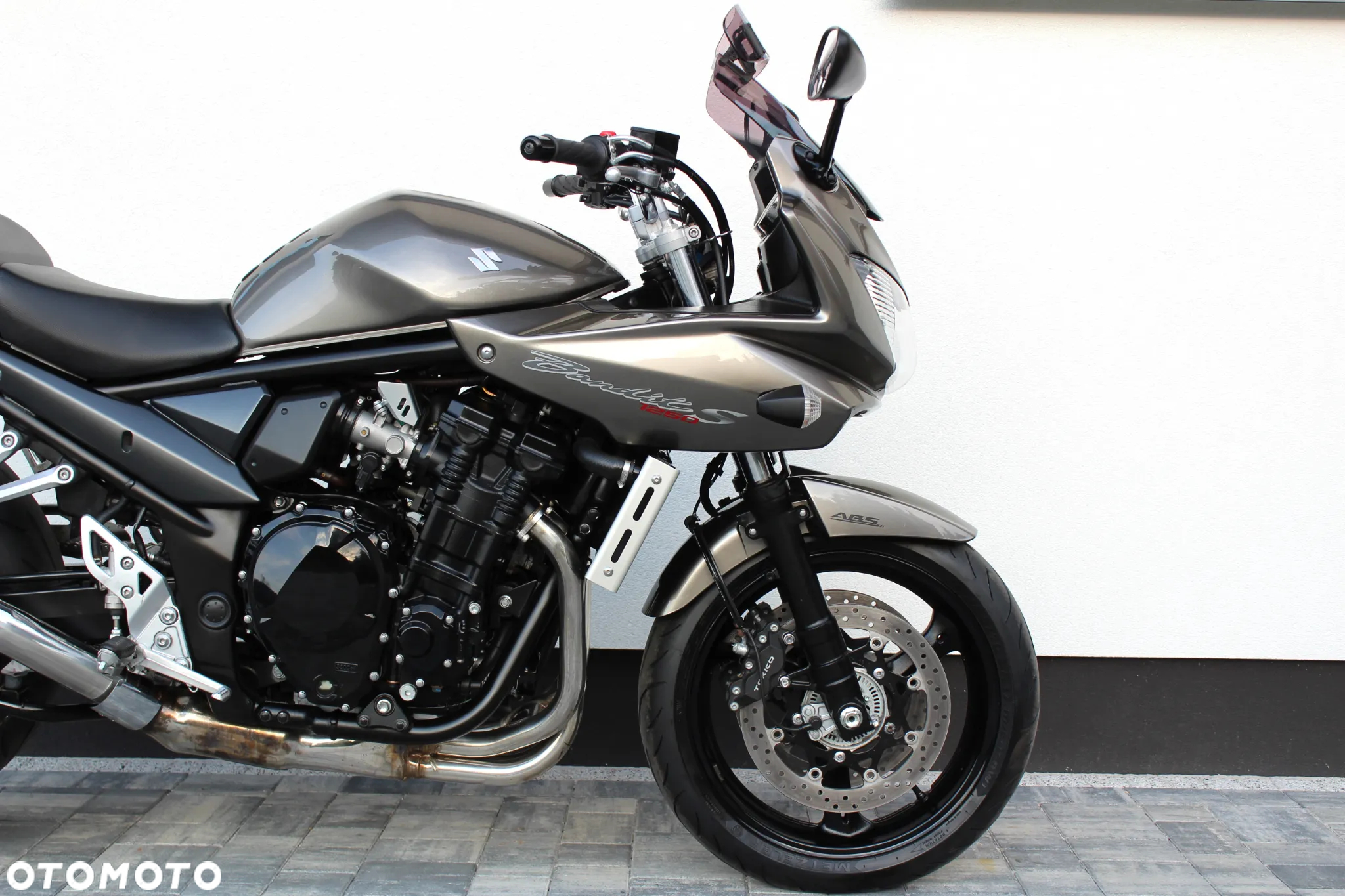 Suzuki Bandit - 8