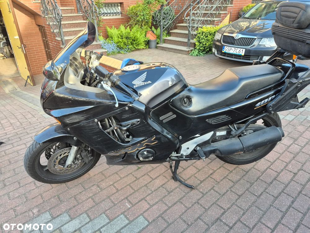 Honda CBR - 2