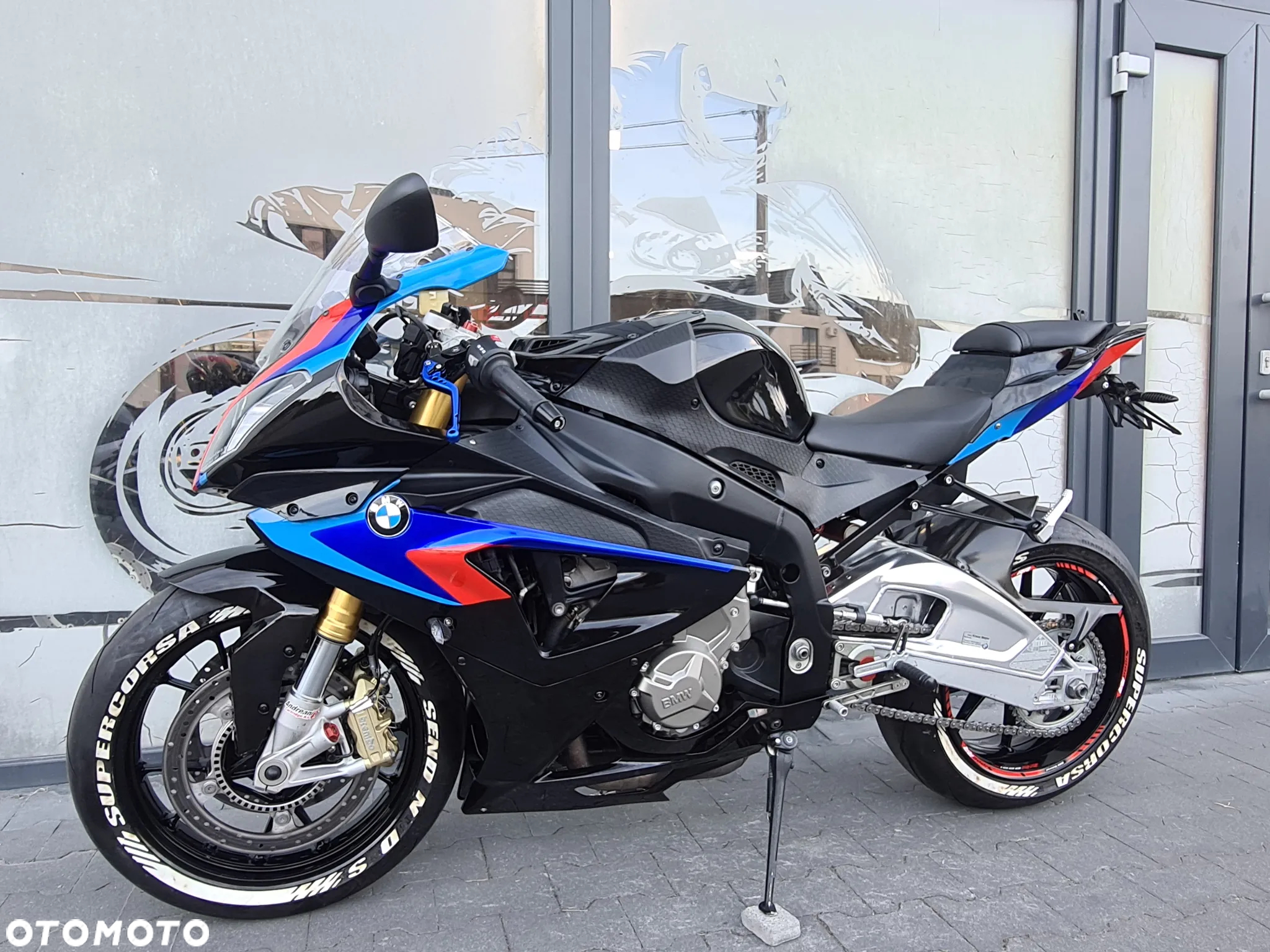 BMW S - 4
