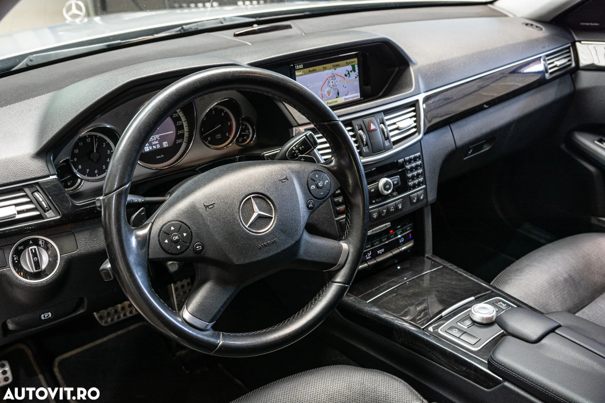 Mercedes-Benz E 300 CDI BlueEfficiency Aut. - 29