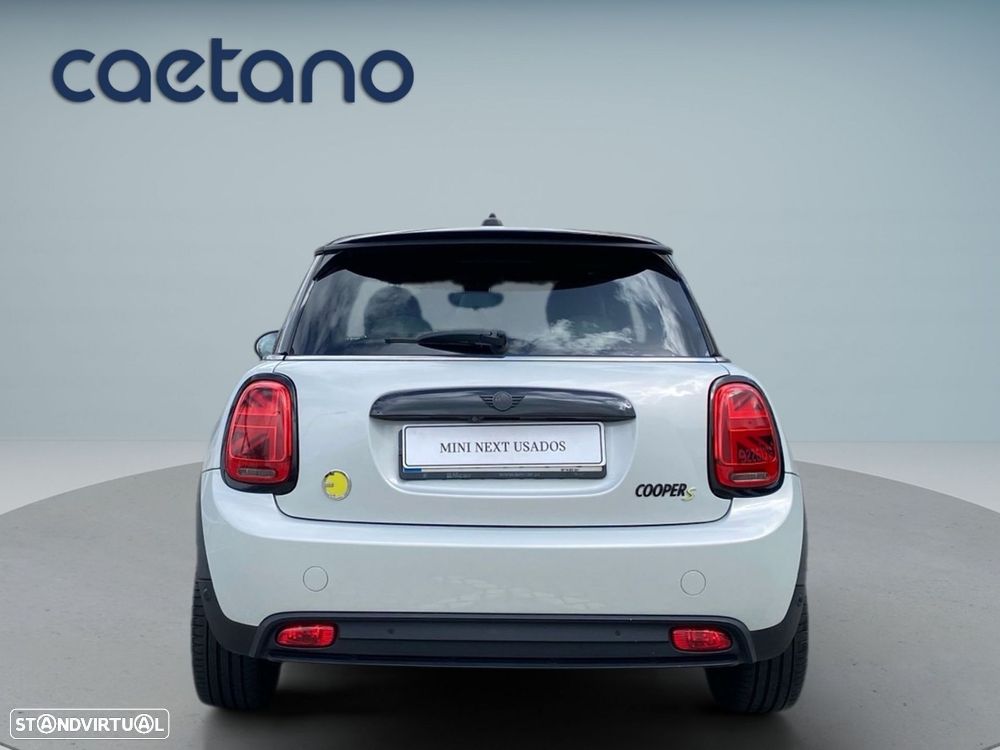 MINI 3 Portas Cooper SE Premium Yours - 18