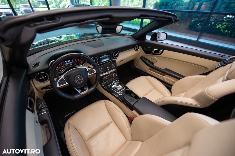 Mercedes-Benz SLC 300 9G-TRONIC - 22