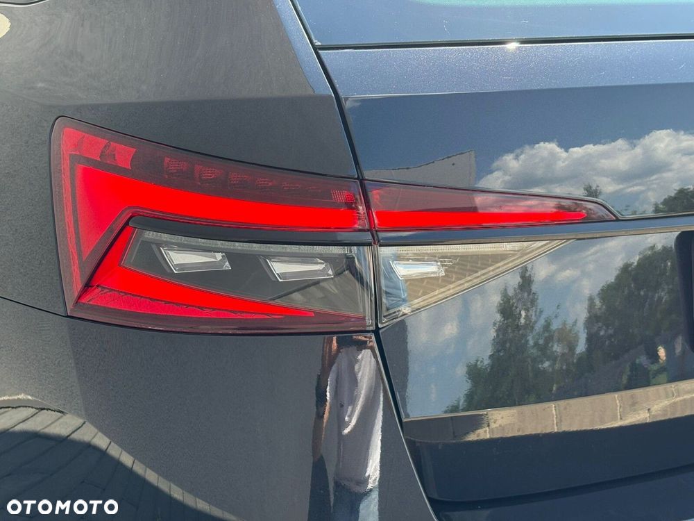 Skoda Superb 2.0 TDI SCR L&K DSG - 17