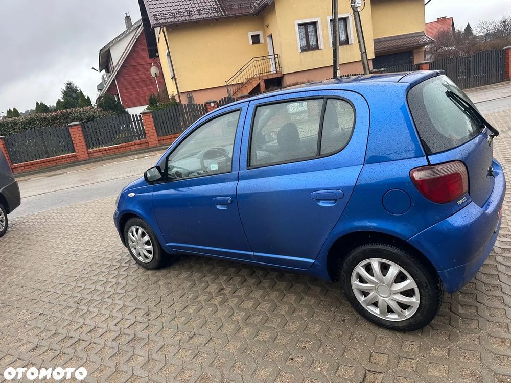 Toyota Yaris 1.0 Luna - 5
