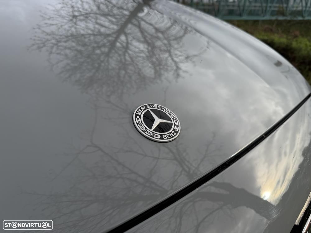 Mercedes-Benz E 300 e AMG Line - 11