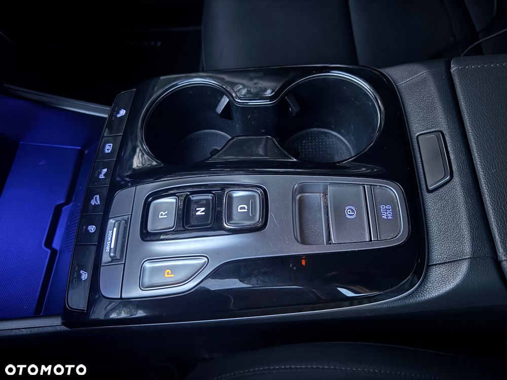 Hyundai Tucson 1.6 T-GDi HEV Executive 2WD - 23