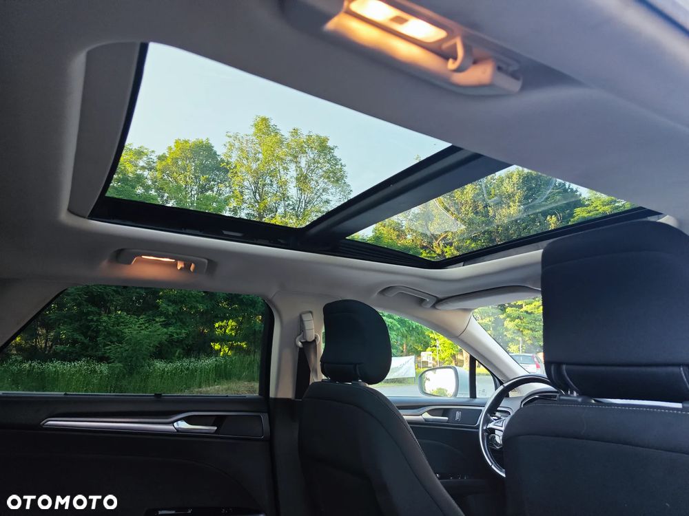 Ford Mondeo 2.0 TDCi Titanium PowerShift - 25