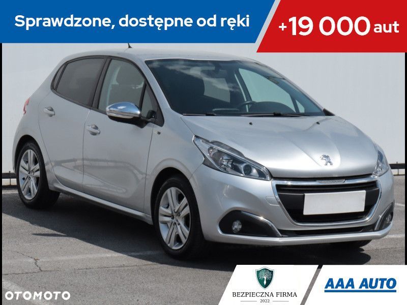Peugeot 208 - 1