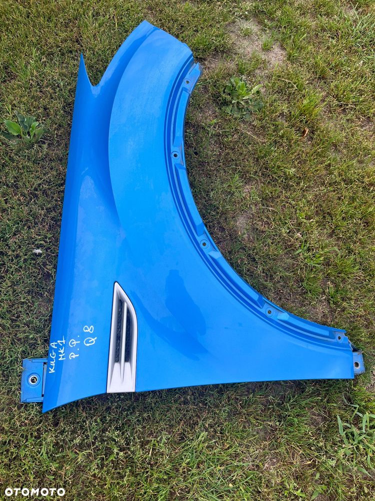 Ford Kuga Mk1 Błotnik Prawy Przód Q8