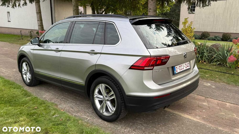 Volkswagen Tiguan - 4