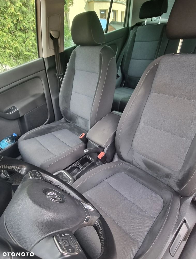 Volkswagen Golf Plus 1.6 TDI Comfortline - 8