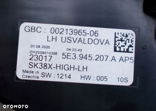 LAMPA TYLNA LEWA LED SKODA OCTAVIA 4 IV HB - 4