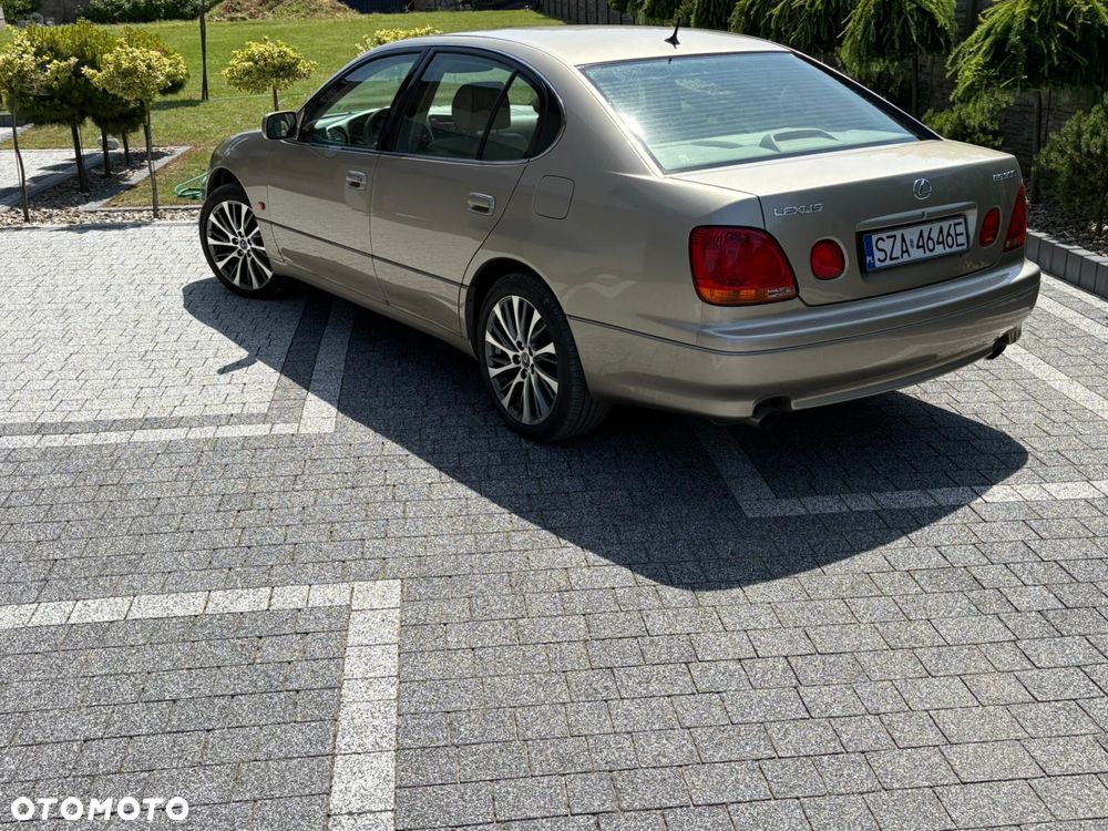 Lexus GS - 2