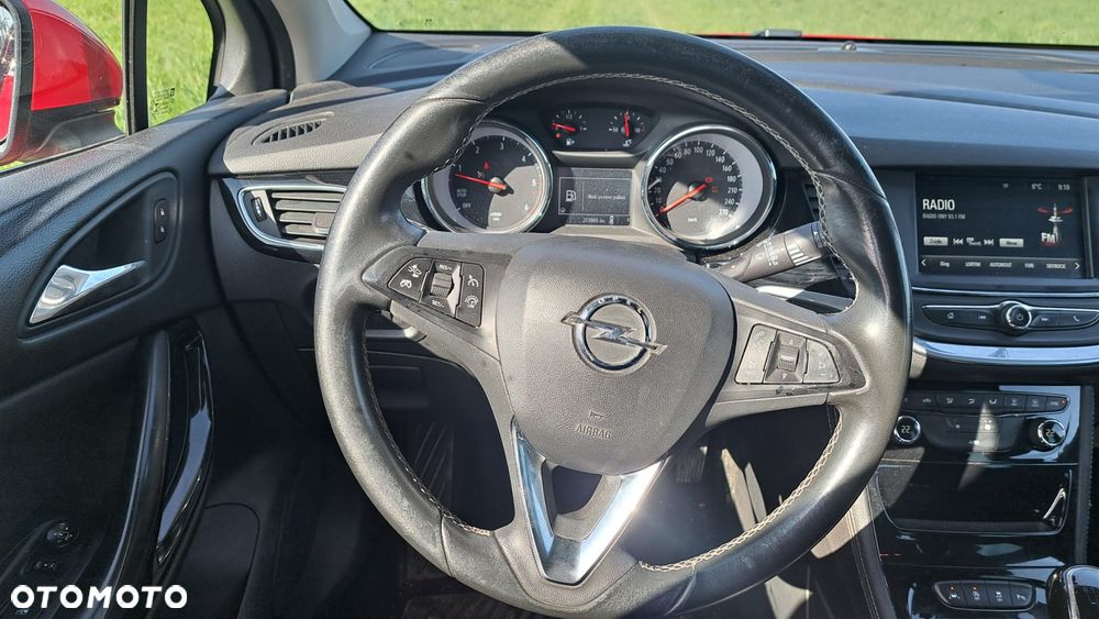 Opel Astra 1.6 D (CDTI) Start/Stop Dynamic - 17