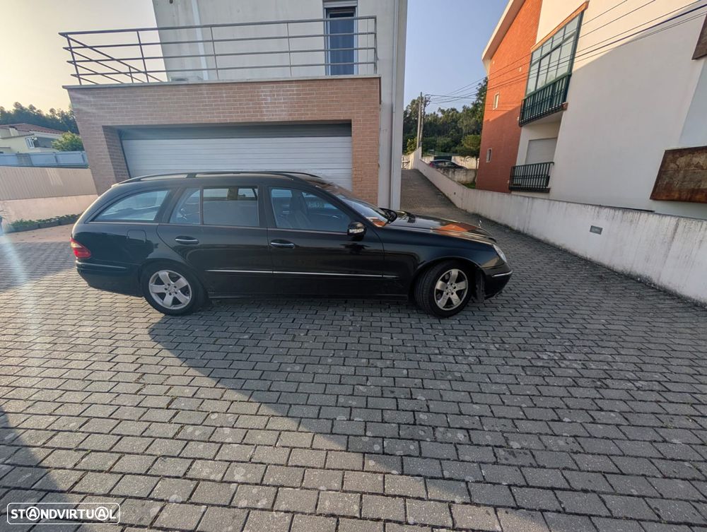 Mercedes-Benz E 220 CDi Avantgarde - 5