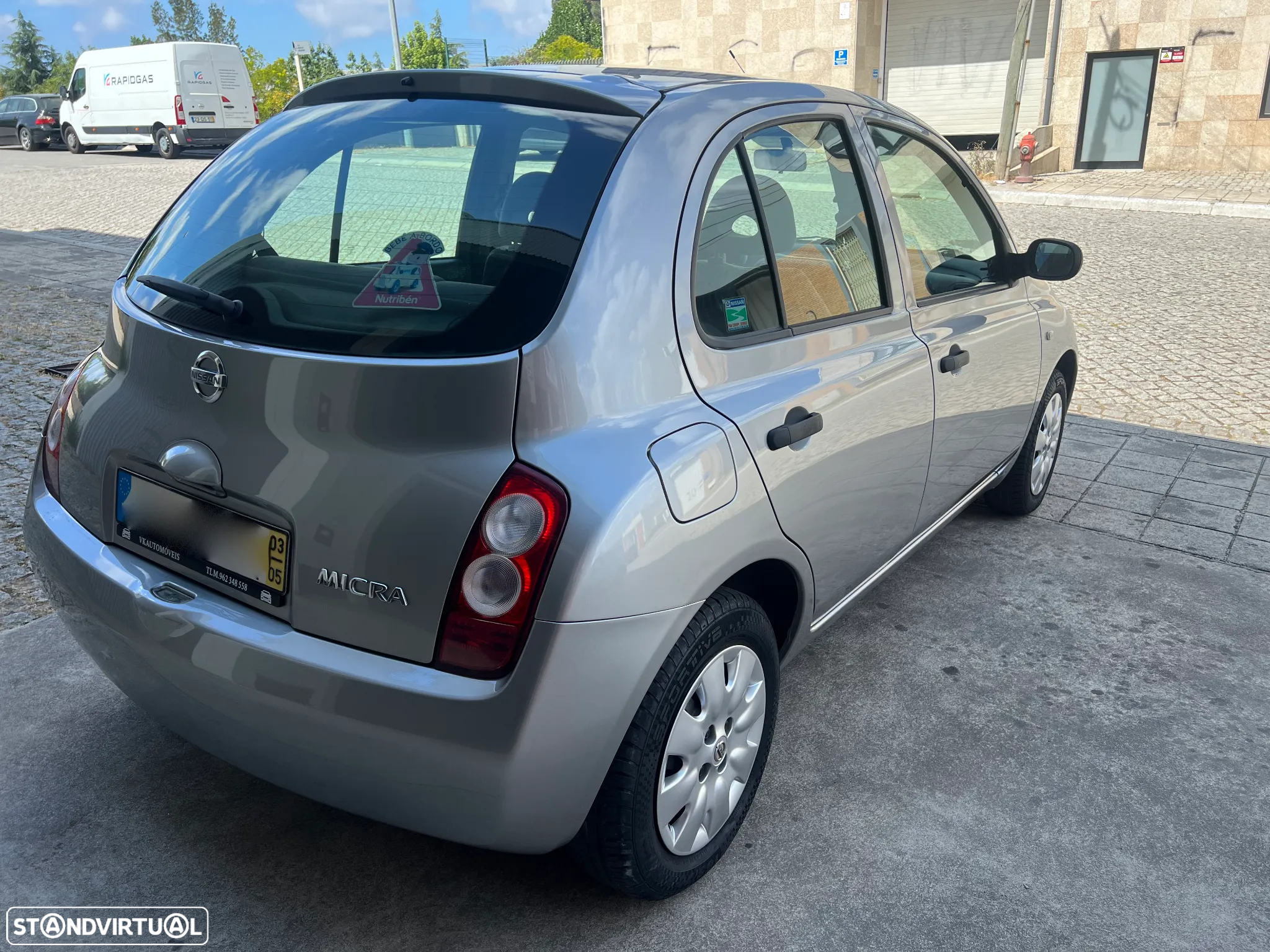Nissan Micra 1.0 Emotion AC - 14