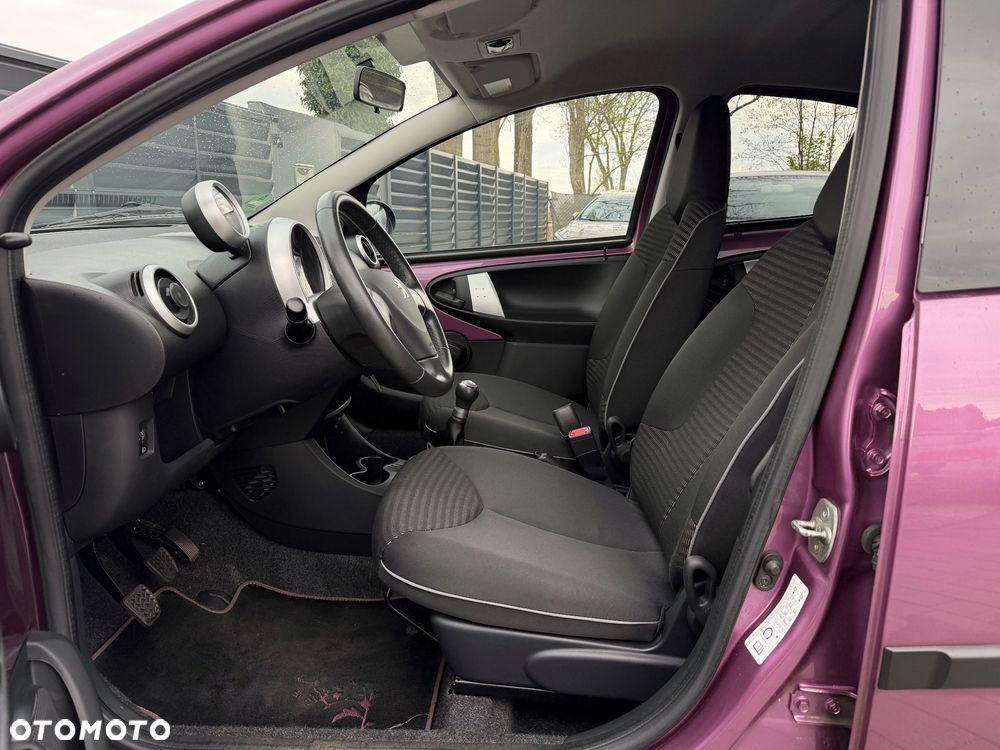 Peugeot 107 1.0 Urban Move Euro5 - 11