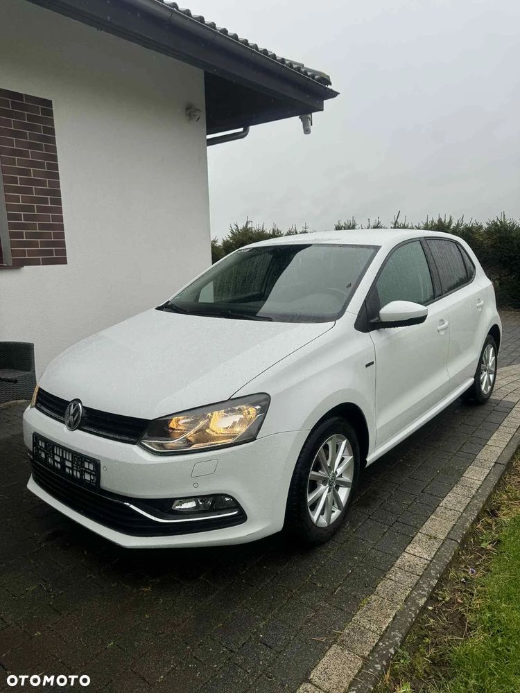 Volkswagen Polo 1.4 TDI Blue Motion Technology DSG Lounge - 1