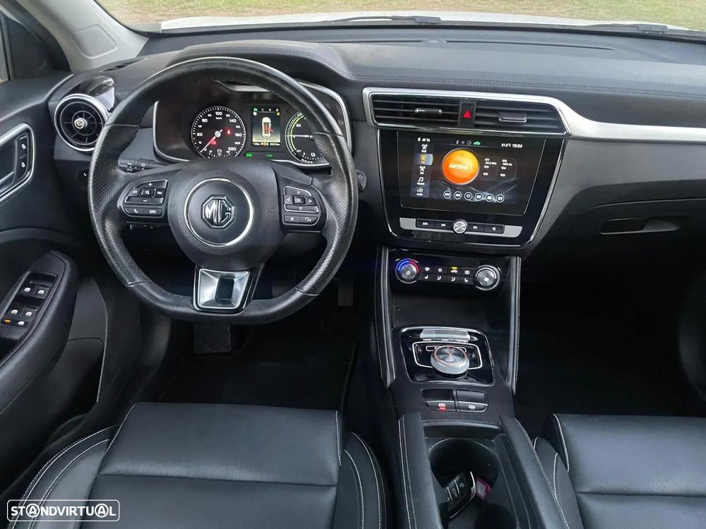 MG ZS Luxury - 41