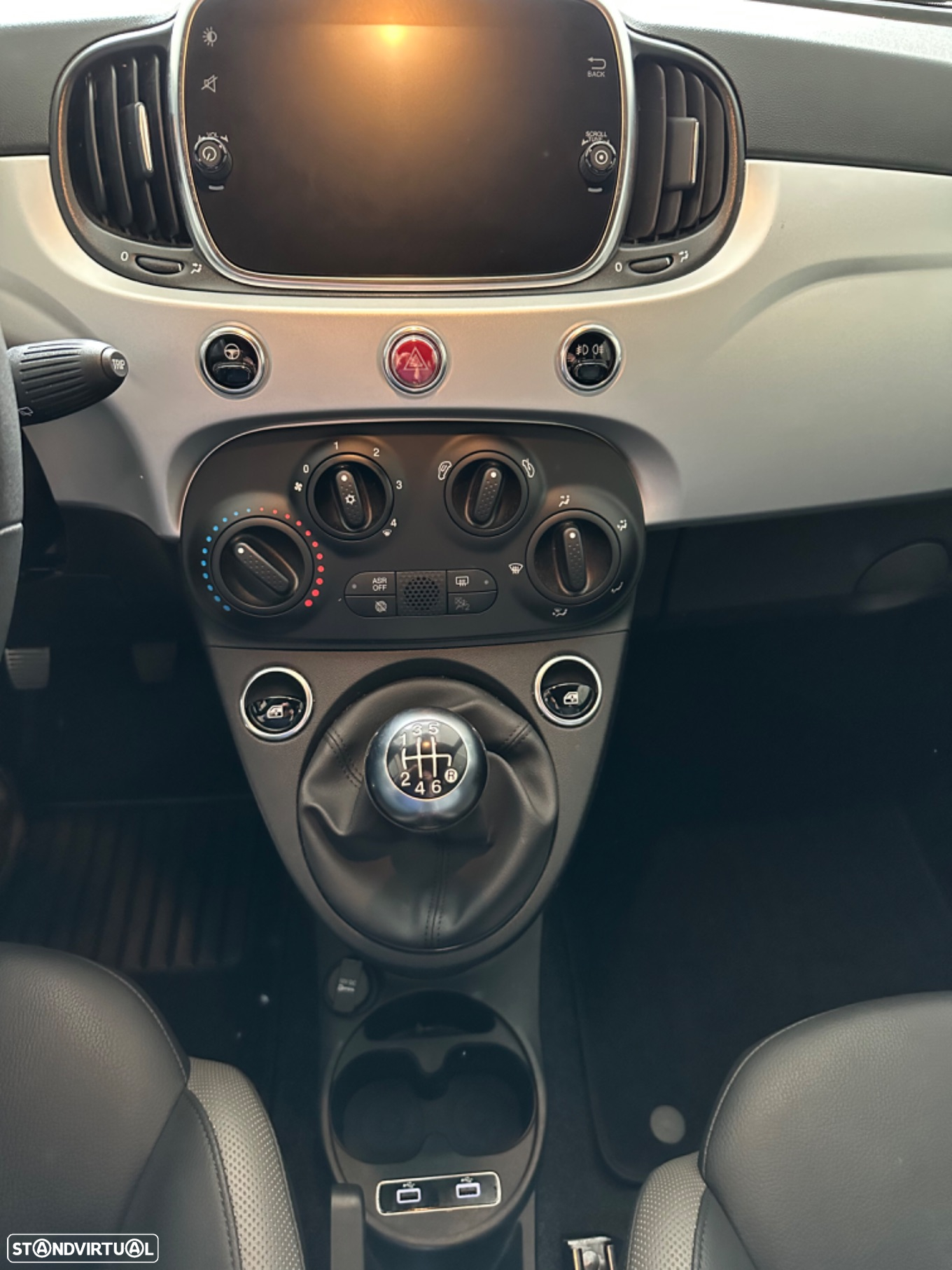 Fiat 500 1.0 Hybrid Connect - 17