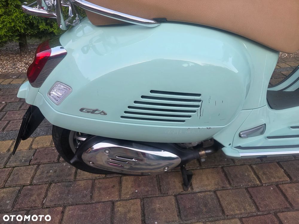 Vespa GTS - 10