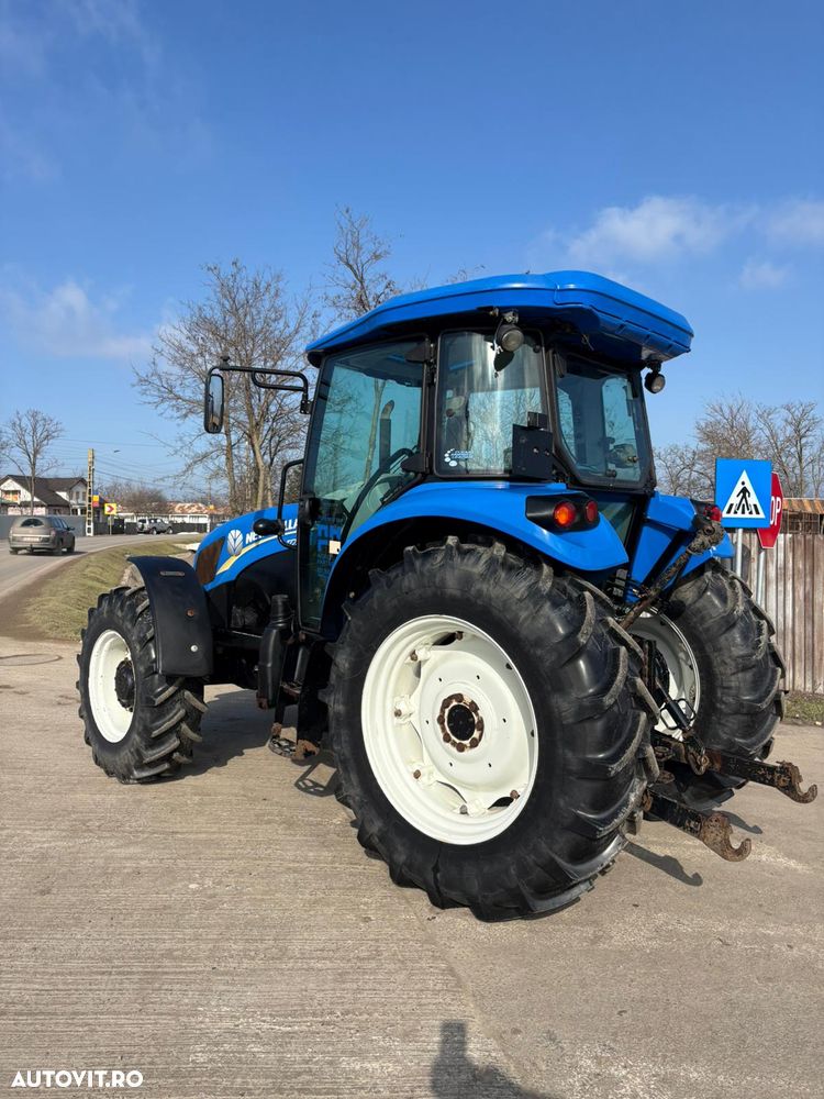 New Holland TD5.115 Tractor anul 2014 115 CP 4x4 - 3