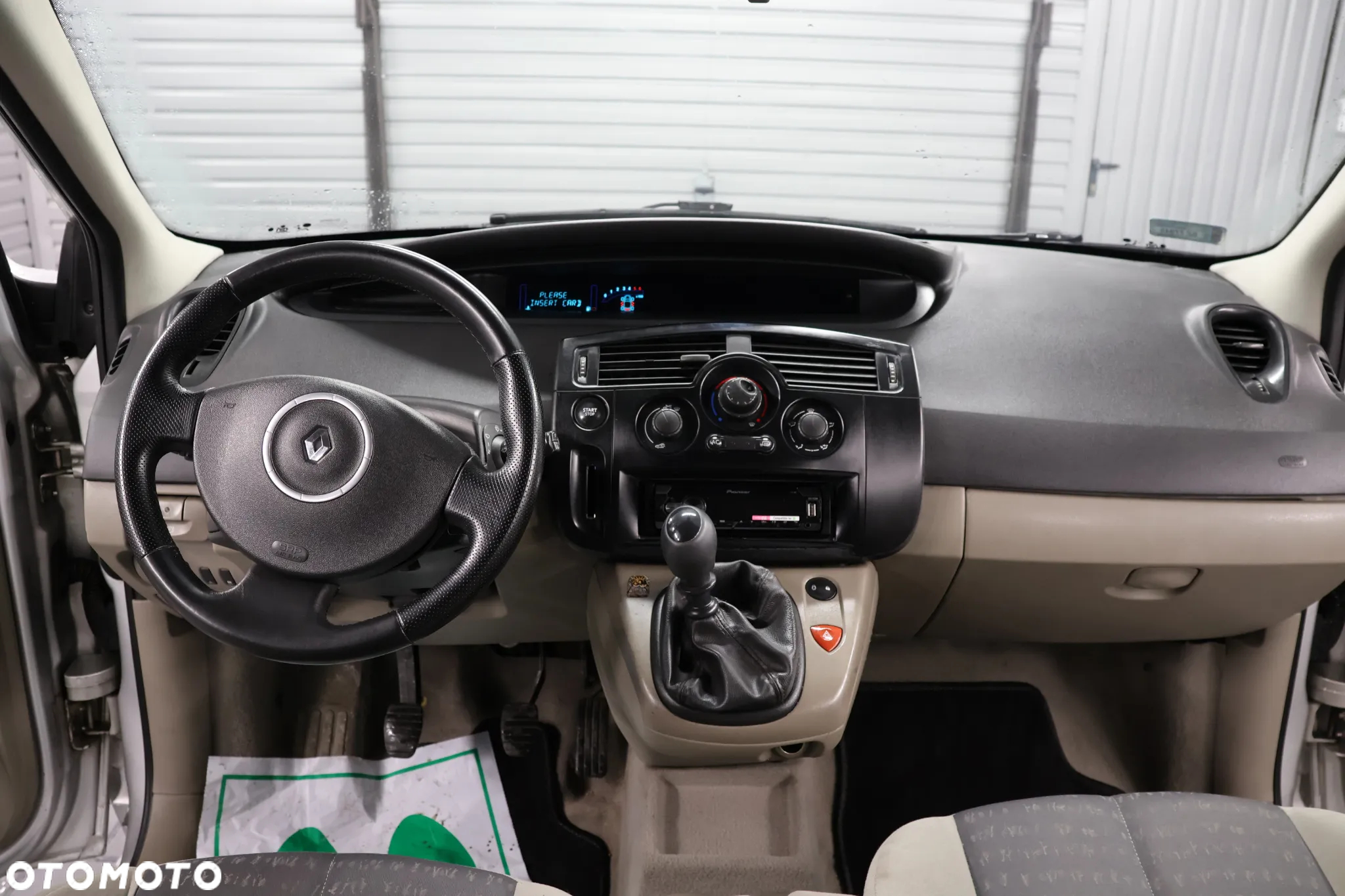 Renault Scenic 1.9 dCi Emotion - 5