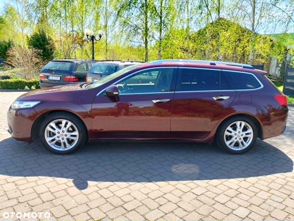 Honda Accord 2.0 Executive Nav - 4