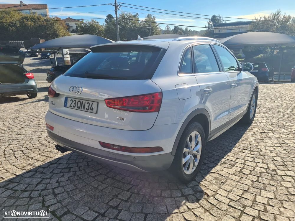 Audi Q3 2.0 TDI Design - 10
