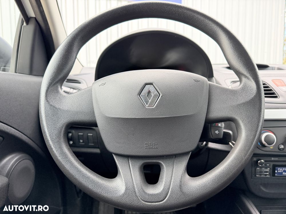 Renault Fluence - 22