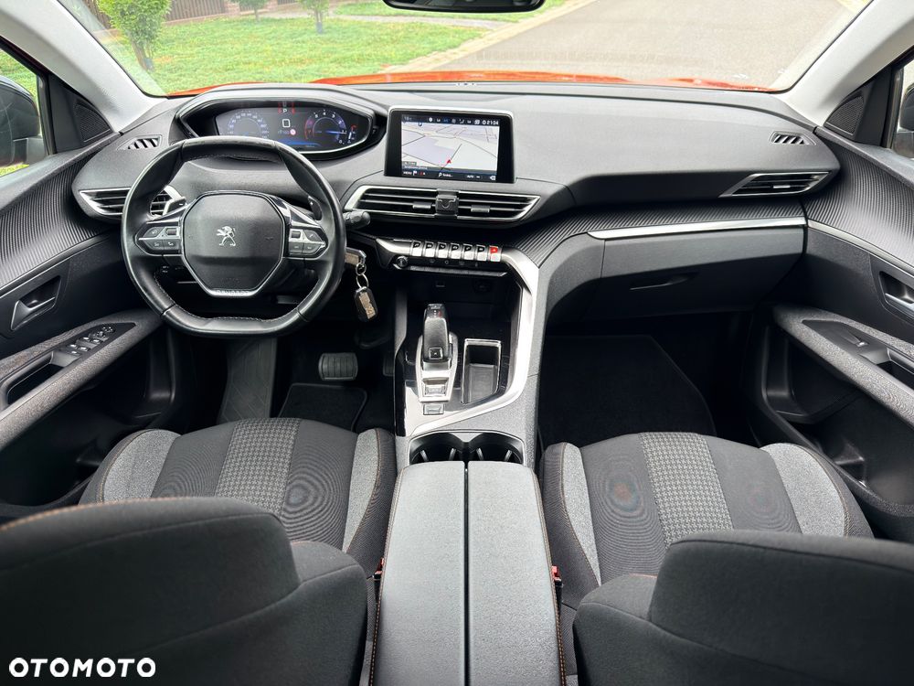 Peugeot 3008 PureTech 130 Stop & Start GPF EAT8 Allure Business-Paket - 30