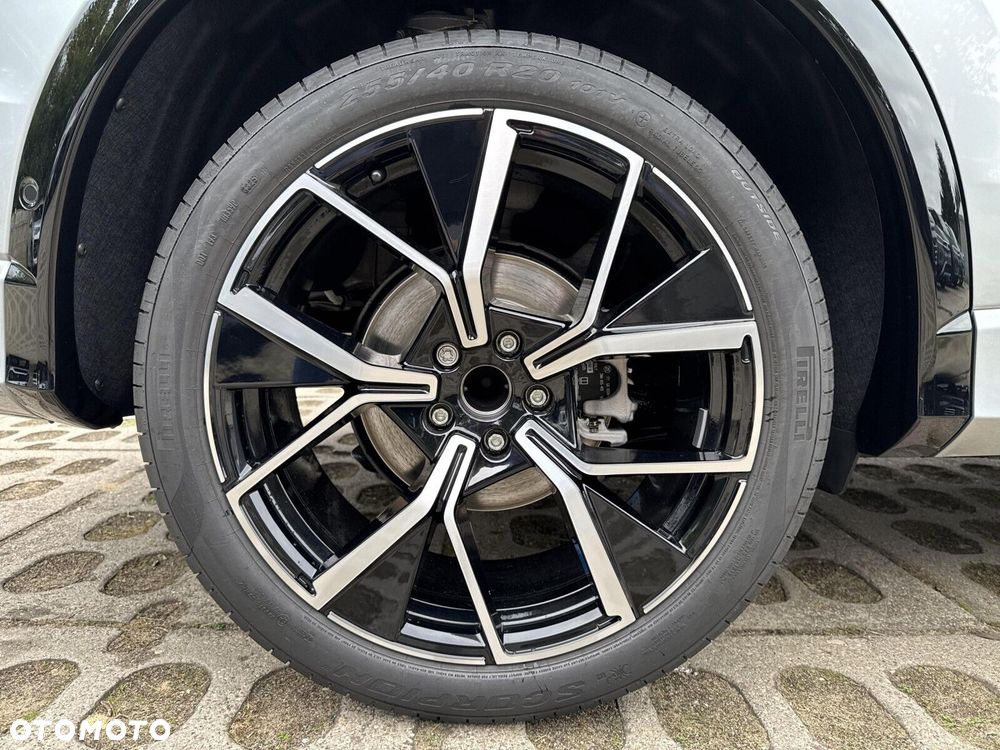 Volkswagen Tiguan - 18