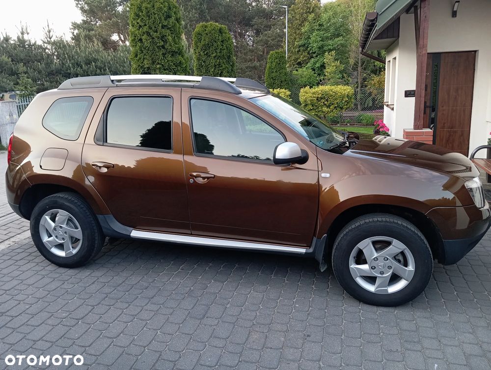 Dacia Duster 1.6 Laureate 4x4 - 24