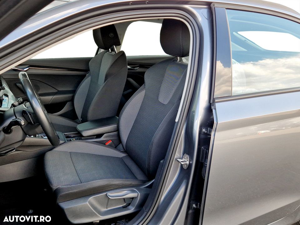 Skoda Octavia 2.0 TDI DSG Ambition - 13