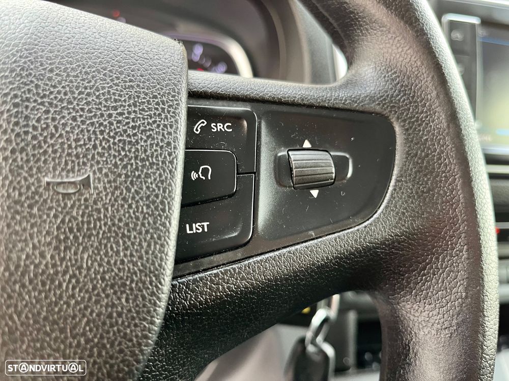 Peugeot Expert 2.0 HDI Versão Longa - 37