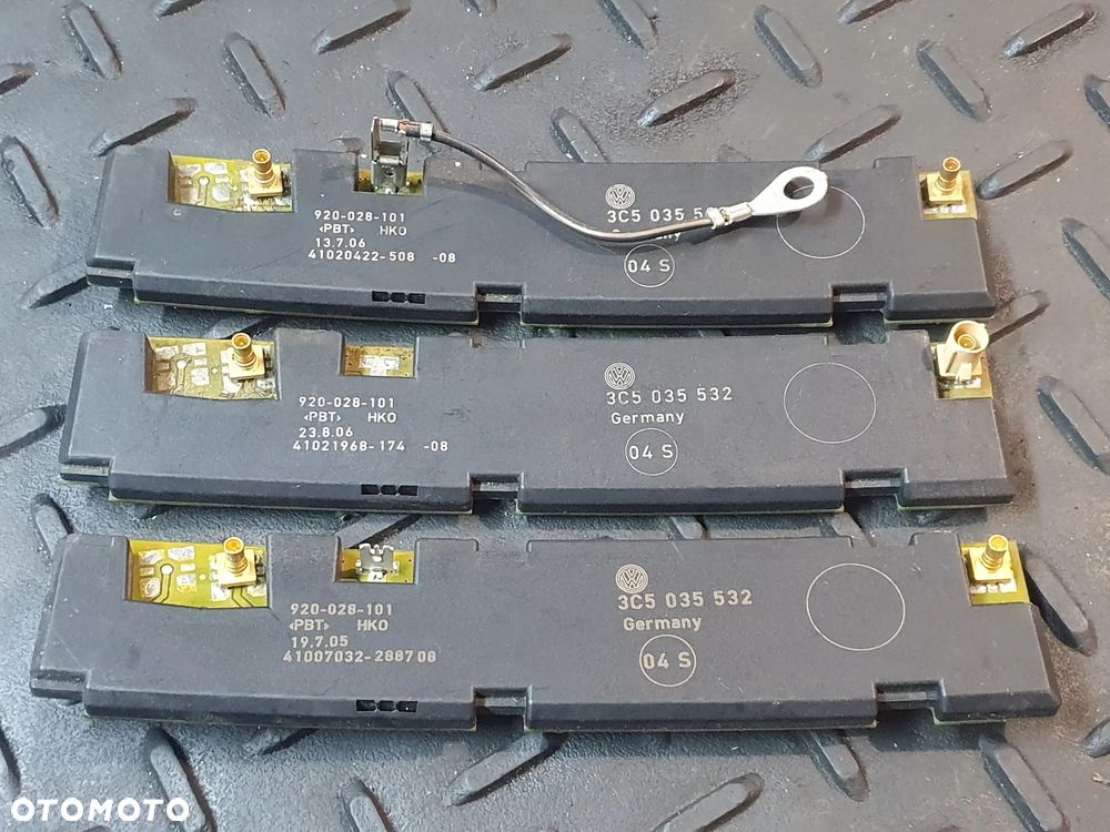 Moduł Sterownik wzmacniacz antenowy anteny VW Passat B6 sedan 3C5035532 POSIADAM 4 SZT - 1